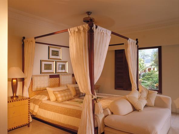 Hilton Mauritius Resort and Spa -Bedroom  